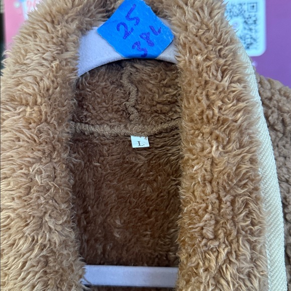 Teddy Jacket - Picture 2 of 3